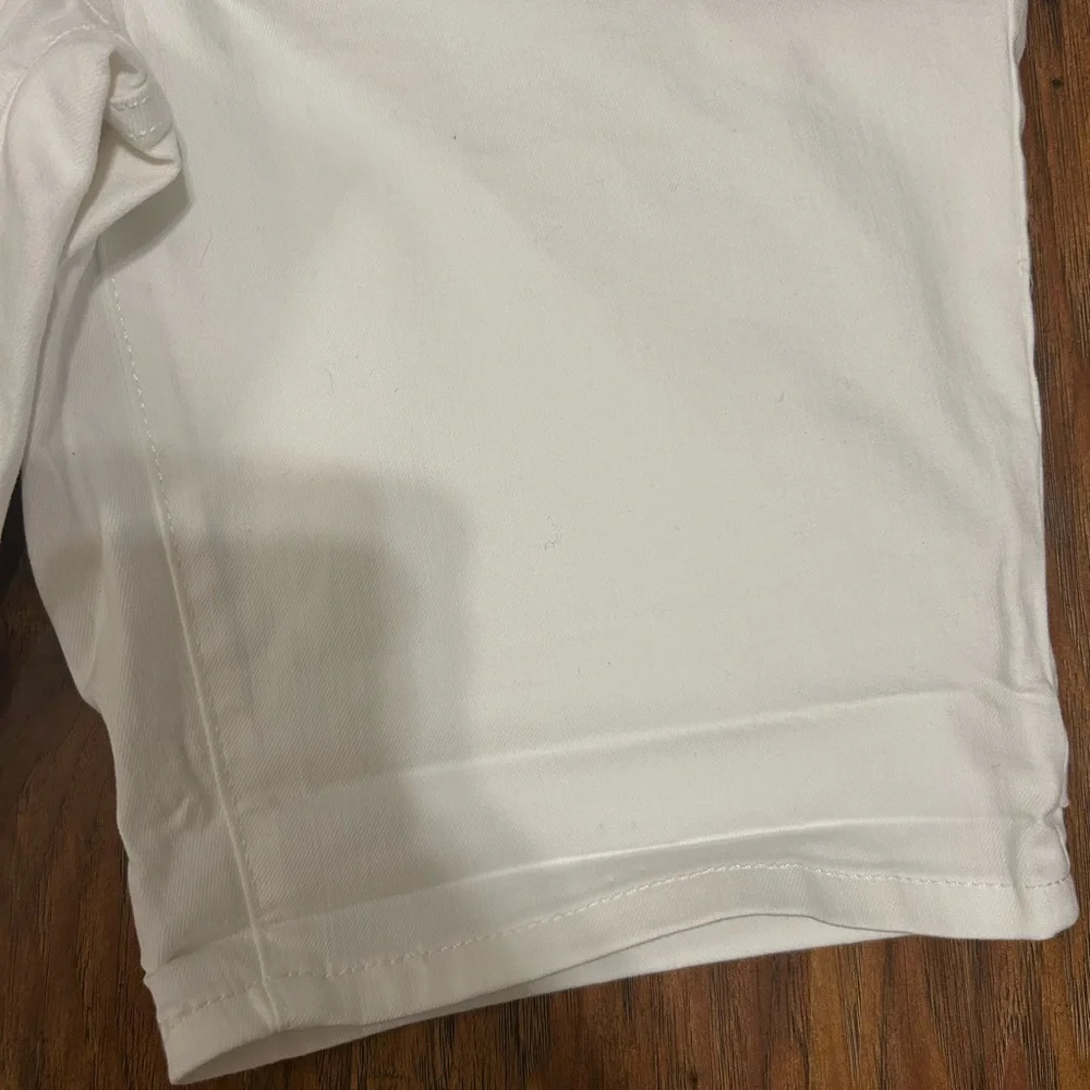 A.N.A White Denim Bermuda Shorts With Pockets and Zipper Button Closure - Picture 3 of 13
